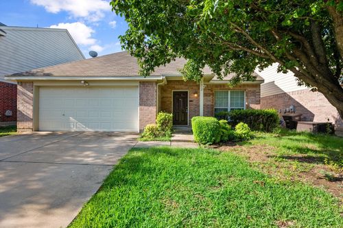 5012 Raymond Dr, Fort Worth, TX, 76244-8019 | Card Image