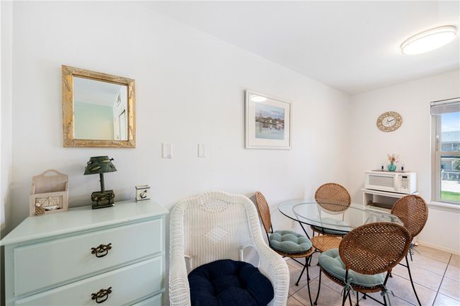 Dining area | Image 9