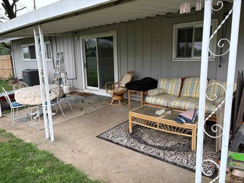 535 Twin Lakes Ave, Monticello, IN, 47960-2414 | Card Image
