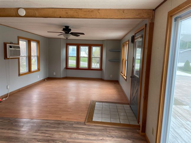 19 West St, House other with 2 bedrooms, 1 bathrooms and null parking in Waterbury VT | Image 5