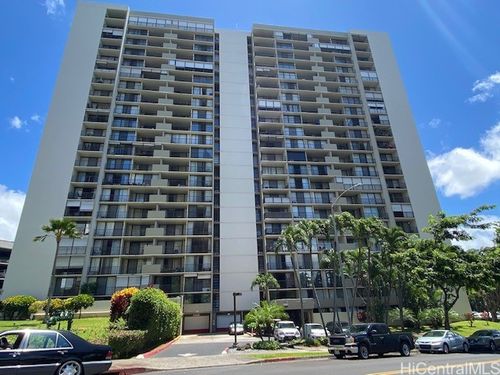 17j-98-500 Koauka Loop, Aiea, HI, 96701-5816 | Card Image