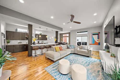 4309 Marina St, Houston, TX, 77007-2318 | Card Image