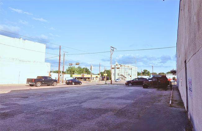 Parking view looking south | Image 9