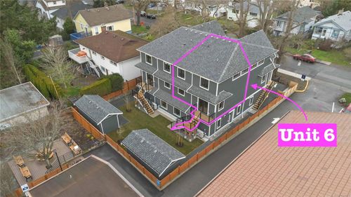 6-1789 Emerson St, Victoria, BC, V8R2C2 | Card Image