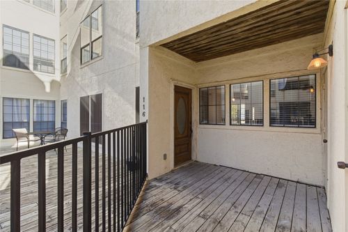 apt-116-3001 Cedar St, Austin, TX, 78705-2945 | Card Image