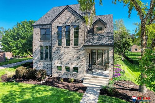 2600 Ridgeline Ct, Lincoln, NE, 68512-3664 | Card Image