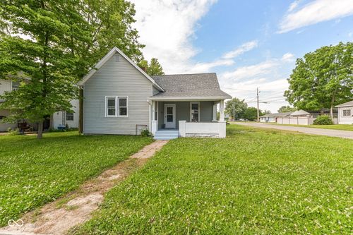 402 W Monroe St, Alexandria, IN, 46001-1526 | Card Image