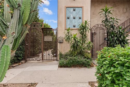 23-12014 Kling Street, Valley Village, CA, 91607 | Card Image
