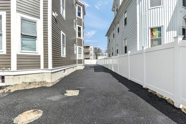 3 - 64 Clarkwood St, Condo with 3 bedrooms, 4 bathrooms and 1 parking in Boston MA | Image 18