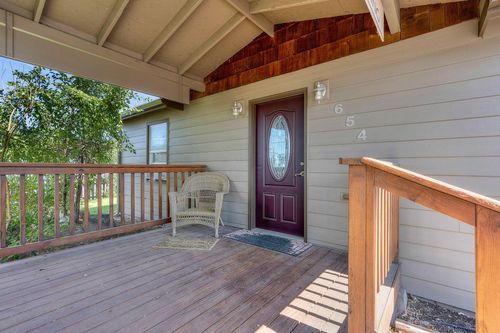 654 Nw 4th St, Redmond, OR, 97756-1502 | Card Image
