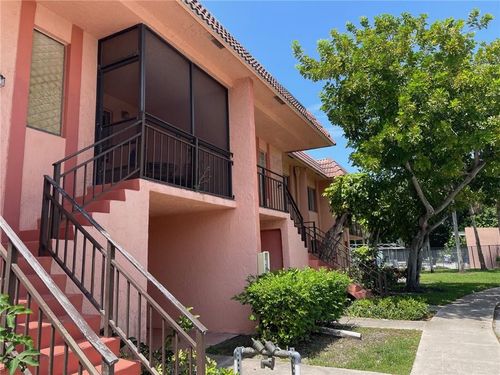 102-235 Lakeview Dr, Weston, FL, 33326-1019 | Card Image