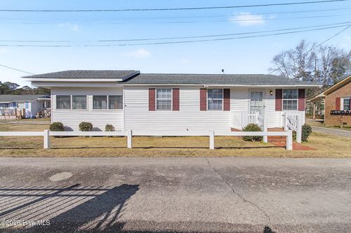 75 Clarkland Village St, Elizabethtown, NC, 28337-6231 | Card Image