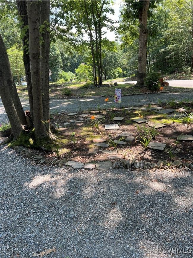 View of yard | Image 7