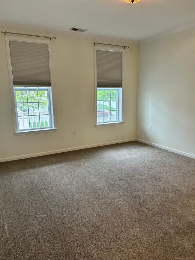 124 - 124 Center Meadow Ln, Condo with 2 bedrooms, 2 bathrooms and 1 parking in Danbury CT | Image 7