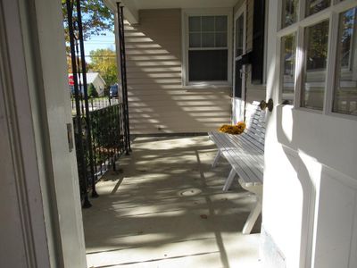 breezeway porch from garage | Image 2