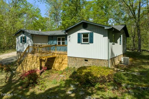 113 Constitution Ave, Elizabethton, TN, 37643-7241 | Card Image