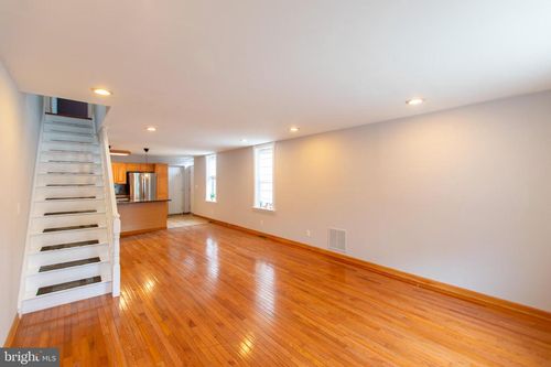 152 Tree St, PHILADELPHIA, PA, 19148-3339 | Card Image