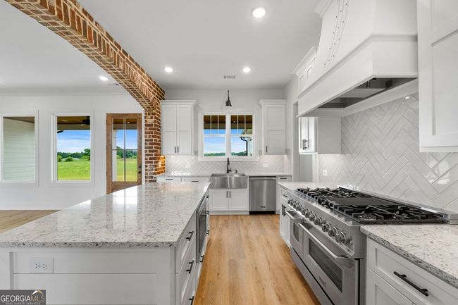 284 Community House Rd, House other with 4 bedrooms, 4 bathrooms and 2 parking in Barnesville GA | Image 12