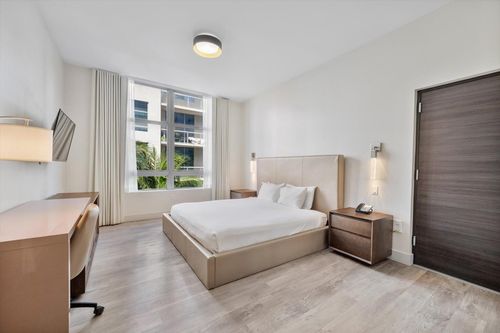 unit-s404-777 N Ocean Dr, Hollywood, FL, 33019-1206 | Card Image