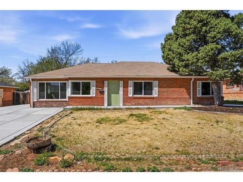 779 Scranton St, Aurora, CO, 80011-6628 | Card Image