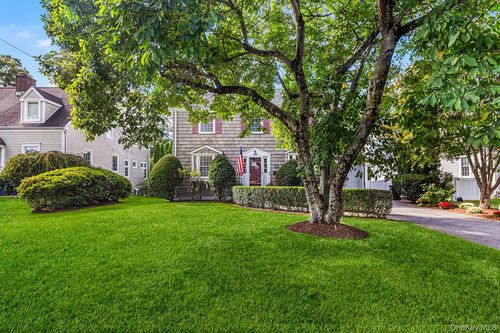 90 Windsor Rd, Port Chester, NY, 10573-2119 | Card Image