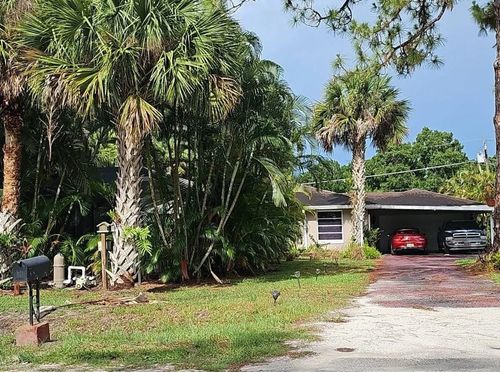 676 Ne 28th Ave, OKEECHOBEE, FL, 34972-3323 | Card Image