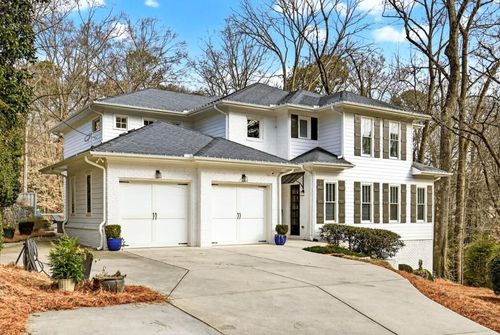 3631 Tanglewood Dr Se, Atlanta, GA, 30339-4227 | Card Image