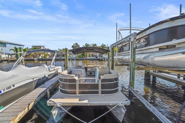 2383 Hanover Dr, Townhouse with 2 bedrooms, 3 bathrooms and null parking in DUNEDIN FL | Image 55