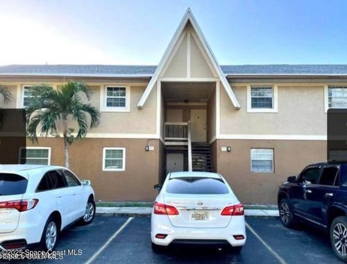 294-294 Berkshire Ln, MELBOURNE, FL, 32935-3491 | Card Image