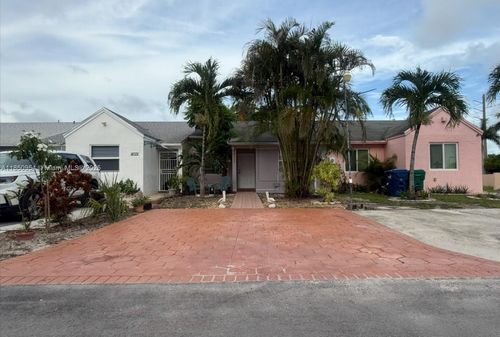 18327 Nw 44th Pl, Miami Gardens, FL, 33055-3061 | Card Image