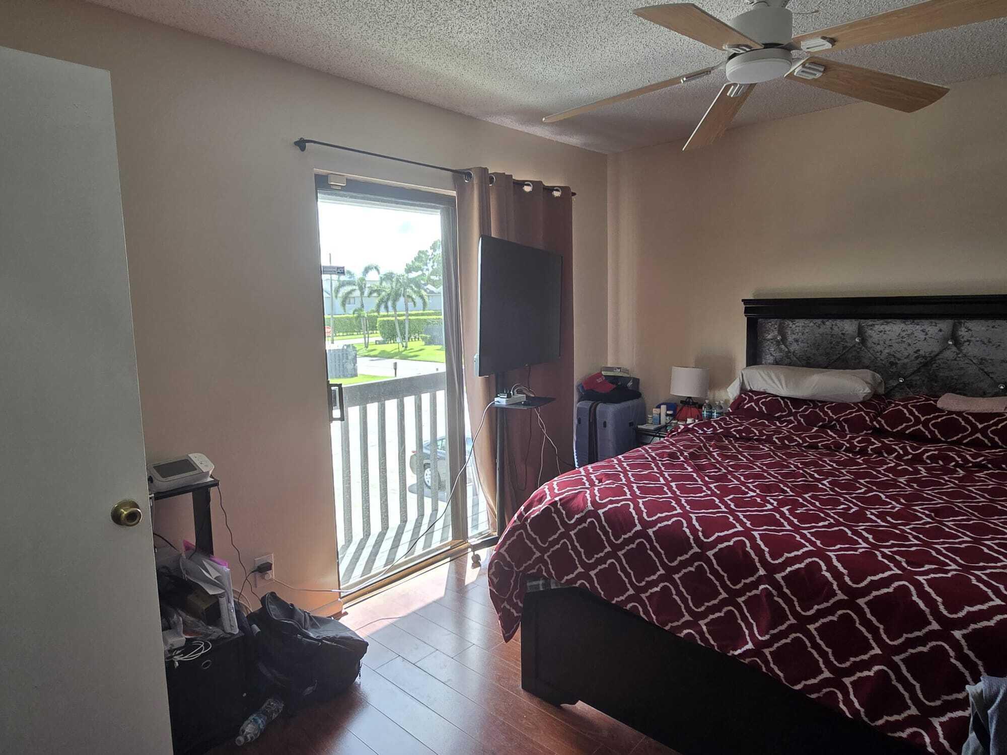 Residential Lease in Greenacres 3