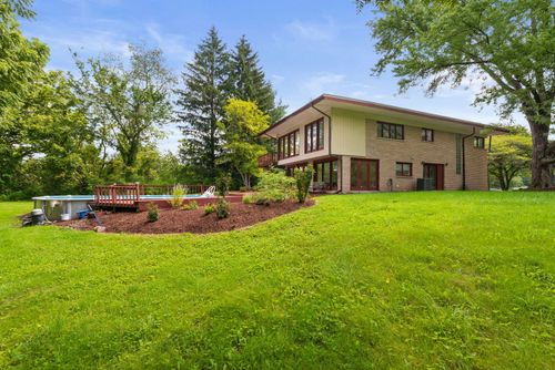 4N270 Randall Rd, St. Charles, IL, 60175-5041 | Card Image