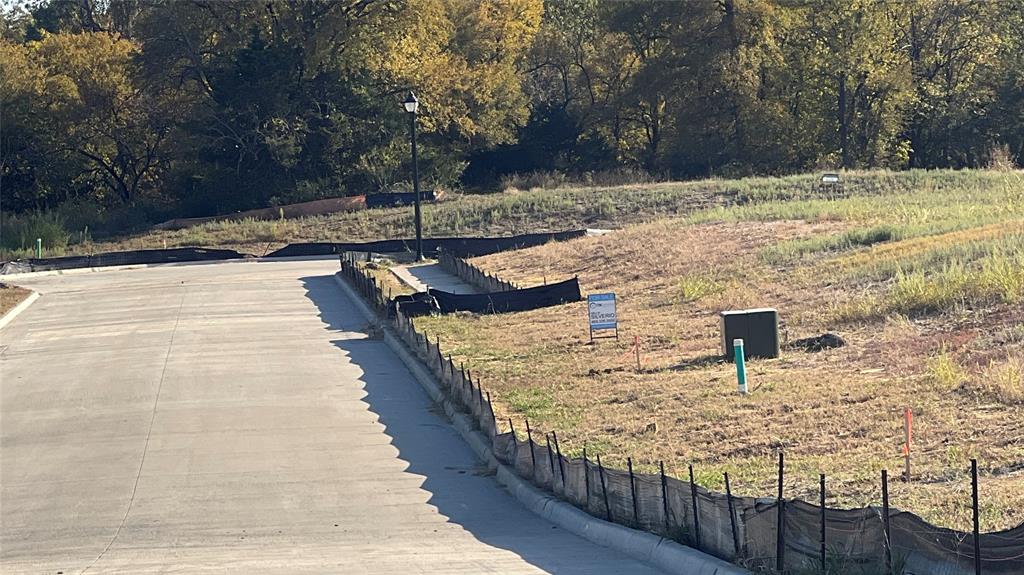 1604 Heritage Creek Drive, For Sale in Sherman Zoocasa