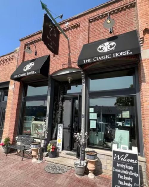 4010 S Oak St, Metamora, MI, 48455-9120 | Card Image