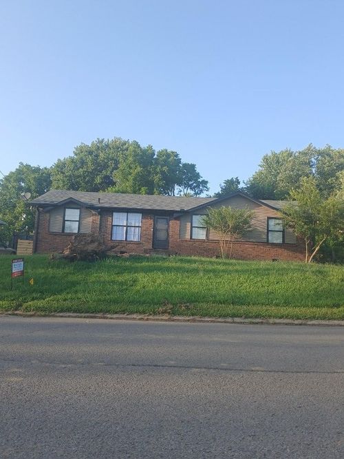 108 Valley Green Dr, Antioch, TN, 37013-4133 | Card Image