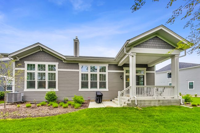 2811 Parkside Cir, House other with 3 bedrooms, 3 bathrooms and 2 parking in Glenview IL | Image 33