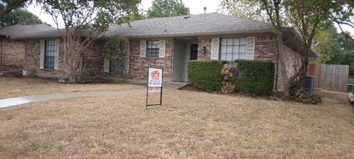 917 Edgefield Trl, Flower Mound, TX, 75028-1304 | Card Image