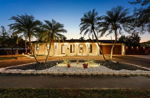 7020 Plantation Rd, Plantation, FL, 33317-1134 | Card Image