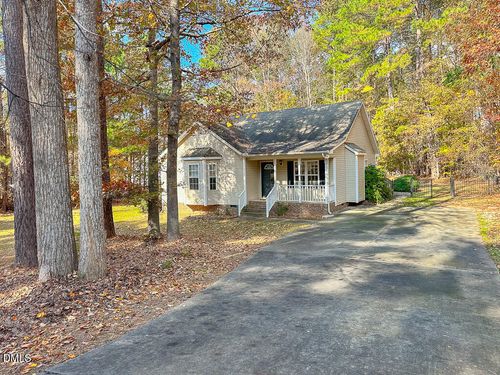 170 Beaver Ridge Dr, Youngsville, NC, 27596-8758 | Card Image