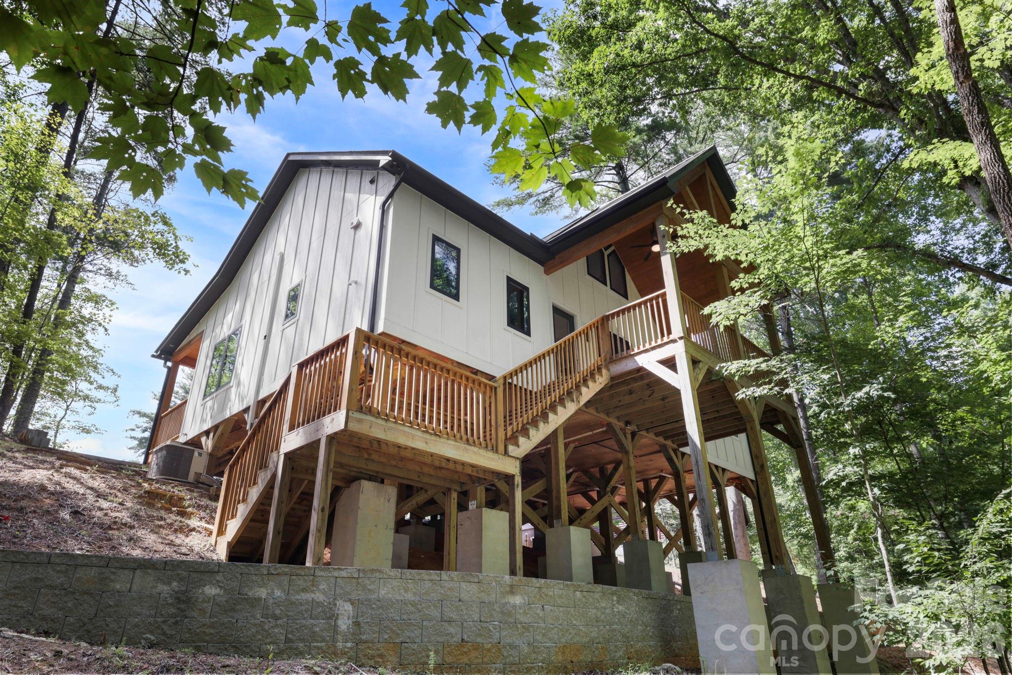 Residential in Lake Lure 3