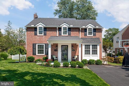 9 Pickwick Ln, NEWTOWN SQUARE, PA, 19073-4607 | Card Image