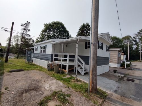 29 Hemlock Dr, Shelton, CT, 06484-4768 | Card Image