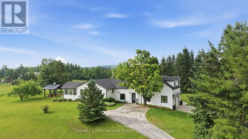 9263 91 County Road, Clearview, ON, L0M1H0 | Card Image