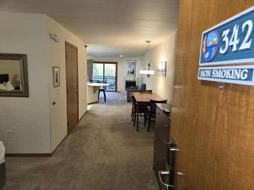 342-111 Center Street, Lake Geneva, WI, 53147 | Card Image