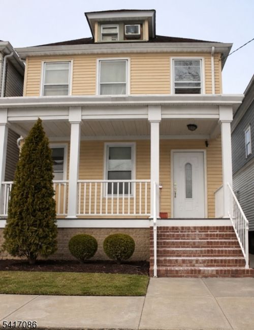 556 Compton Ave, Perth Amboy, NJ, 08861-3007 | Card Image