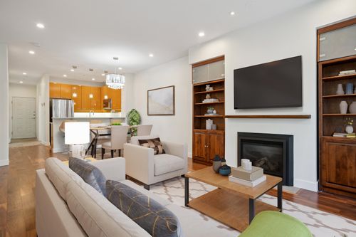 210-2028 W 11th Ave, Vancouver, BC, V6J2C9 | Card Image