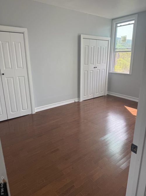 166 Schaefer St, Brooklyn, NY, 11207-1880 | Card Image