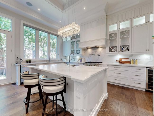 43 Dromore Cres, House other with 7 bedrooms, 6 bathrooms and 2 parking in North York ON | Image 12