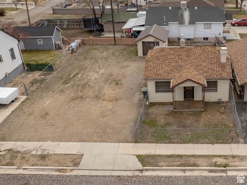 466 E 300 N, Price, UT, 84501-2633 | Card Image