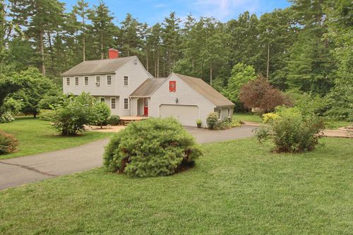 26 Ministerial Dr, Merrimack, NH, 03054-3310 | Card Image